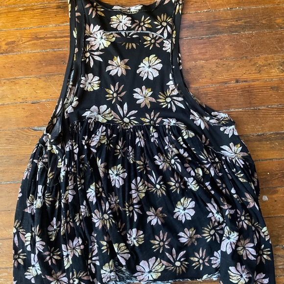 Free People top - Picture 3 of 4